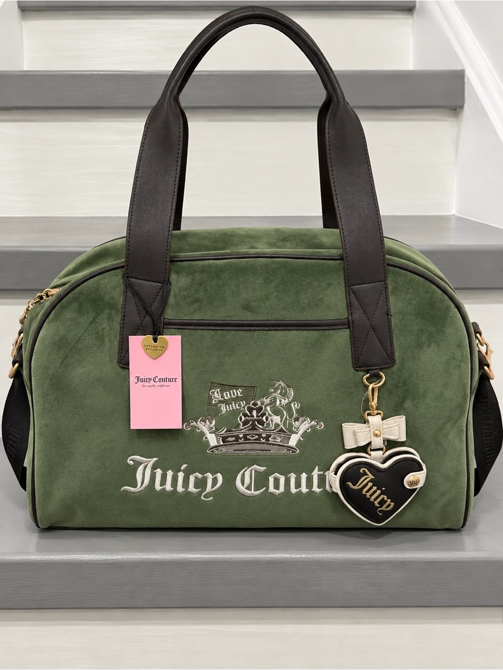 🫒Juicy Couture Weekender Olive Green Velour Bag with Dark Brown Handles